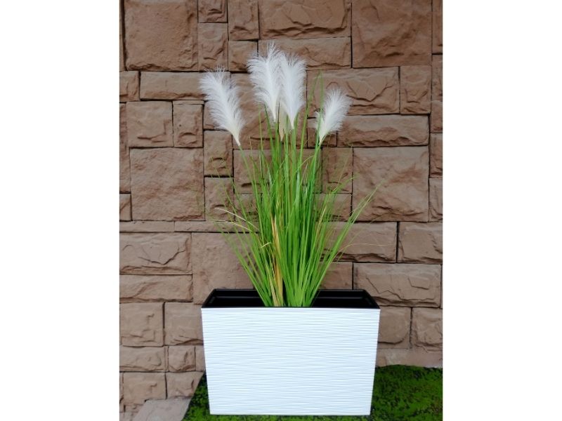 Композиция из искусственной травы Картадерия 100 в горшке из пластика Modern Werbena white