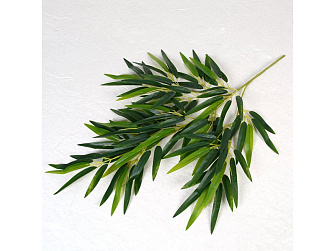 Искусственная ветка зелени с листьями 65см